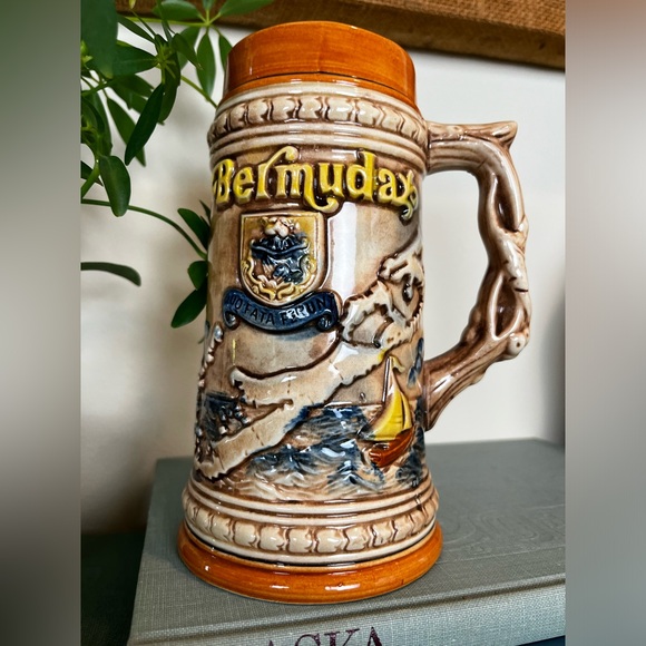 ✨ Vintage Souvenir Bermuda Mug✨ - Picture 1 of 6